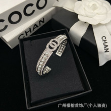 24�¿�͹�С���L�������C ��ĸ�����C��Ů�ճ��r�г����ٴ�