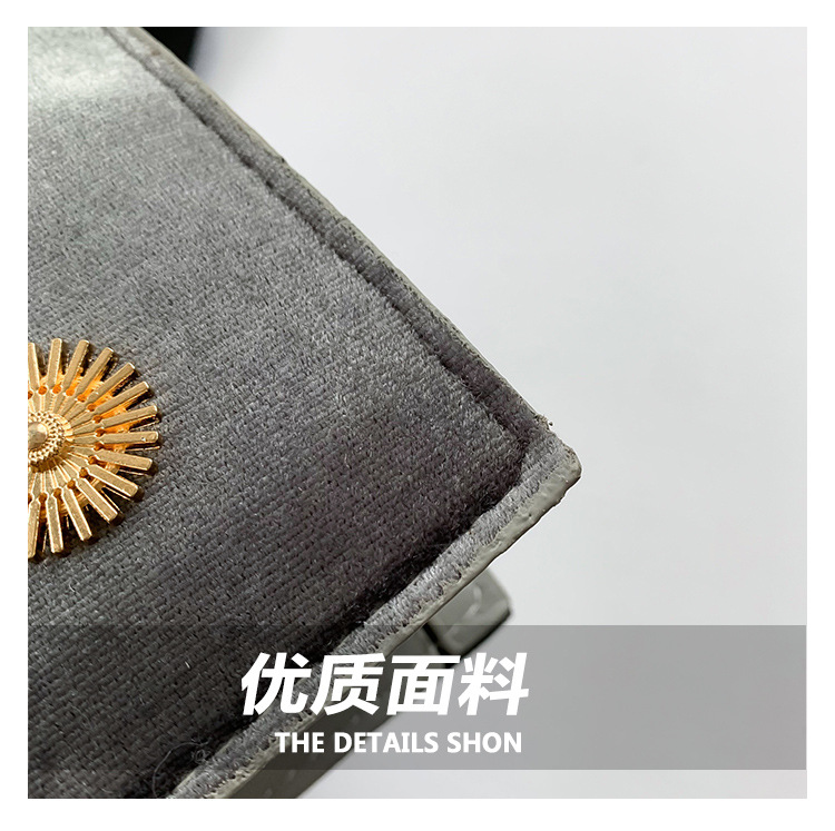 Cross-border fashionable velvet small square bag for women, simple and fashionable single-shoulder bag, new autumn and winter crossbody chain bag undefined