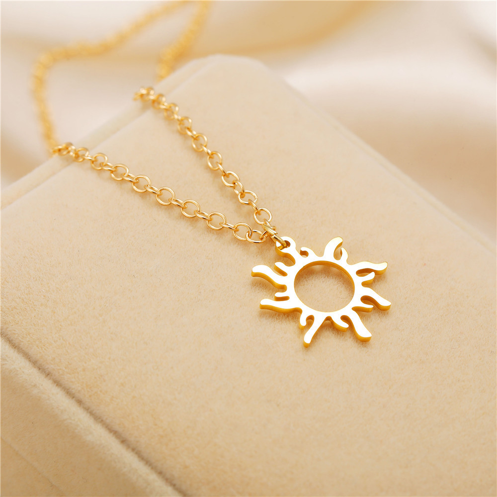 simple hollow titanium steel sun geometric necklace wholesale nihaojewelry