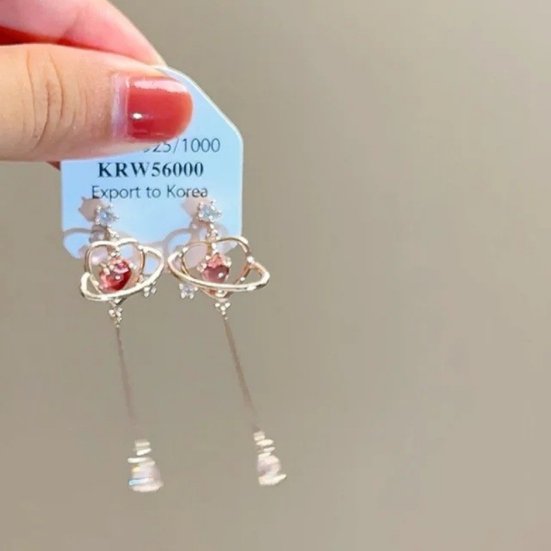 ニッチなデザインの高級ブルーバタフライパールイヤリング、女性用、2025年夏の新作人気ファッションイヤリング