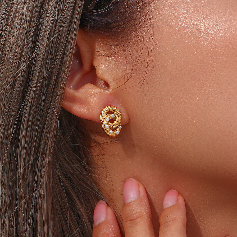 Fashion Round Stainless Steel Plating Inlay Pearl Ear Studs 1 Pair