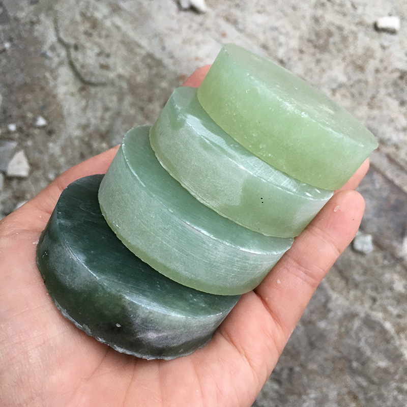 产地直发批发冰种绿色白色岫玉毛料玉石手镯芯毛坯边角料A货玉器