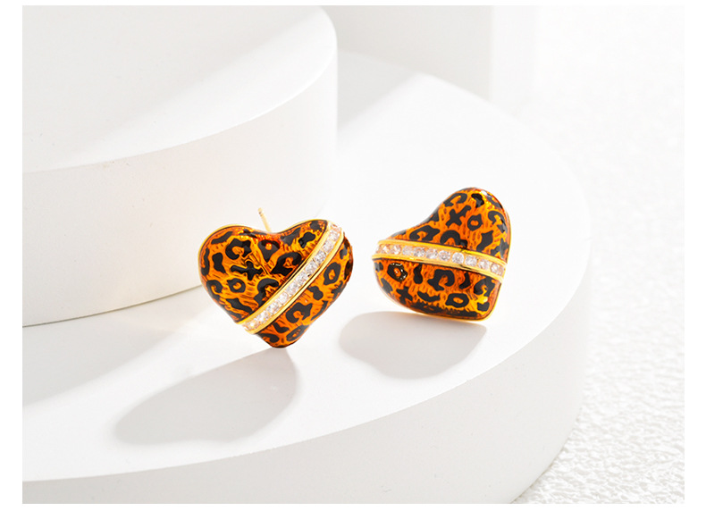 C Shape, U Shape, Leopard Pattern 1 Pair Vintage Style Classic Style C Shape U Shape Leopard Enamel Copper Earrings Ear Studs