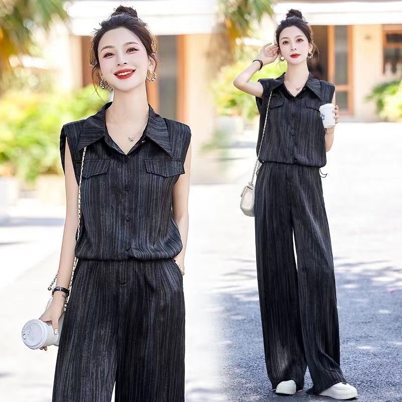 2025 Popular Small Fragrance Suit for Women, Fashionable and Elegant Striped Shirt, Slimming Sports Wide-Leg Pants, Western Style Two-Piece Set