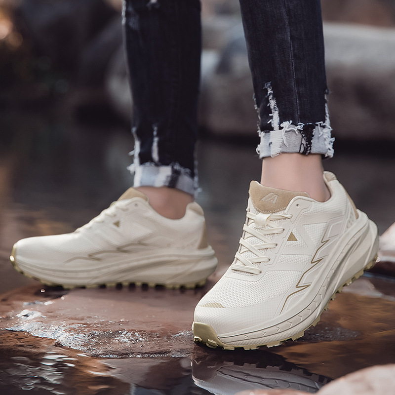 Extra Large Size Thick Sole Height Increasing 5CM Wide Foot Shoes Men's New Widened Hiking Hiking Shoes Wide Last Outdoor sneaker