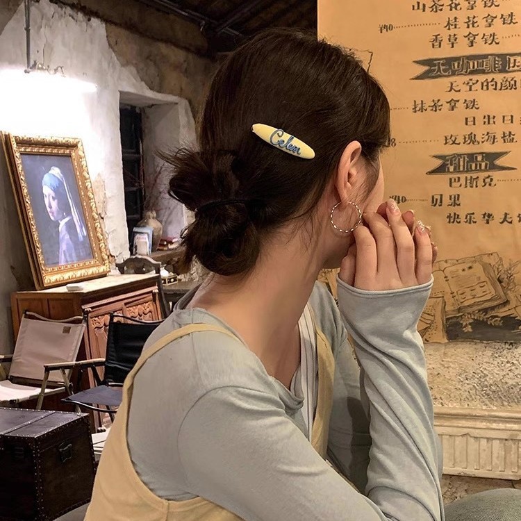韓国のネットセレブと同じスタイルのアヒルのくちばしクリップ、多用途のサイドクリップ、前髪ヘアクリップ、シンプルでファッショナブルなヘアクリップ、女性用ヘアアクセサリー|undefined