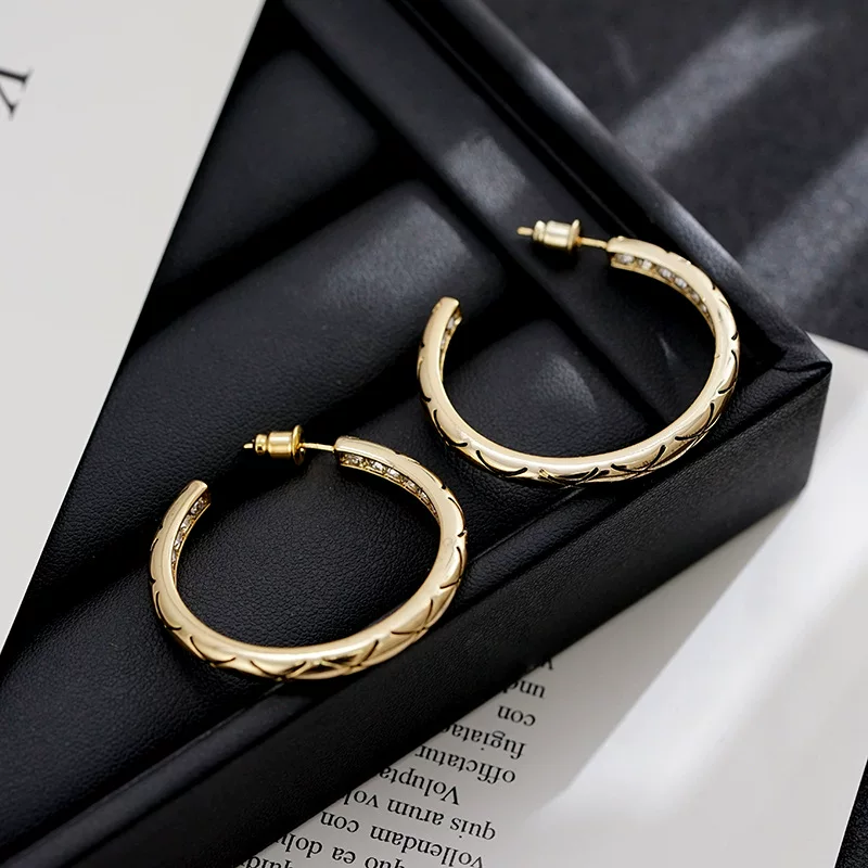 Retro earrings, silver 925 sample, Chanel style