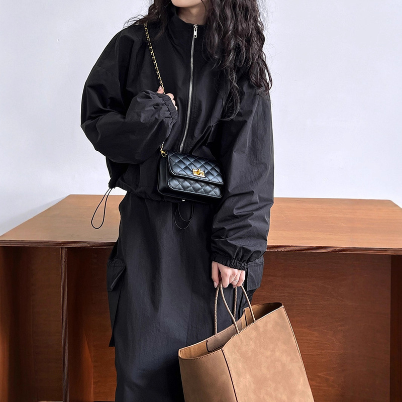 Workwear Niche Style Jacket + Skirt Suit, a Complete Set of 2025 New Autum Style, Super Stylish and Personalized