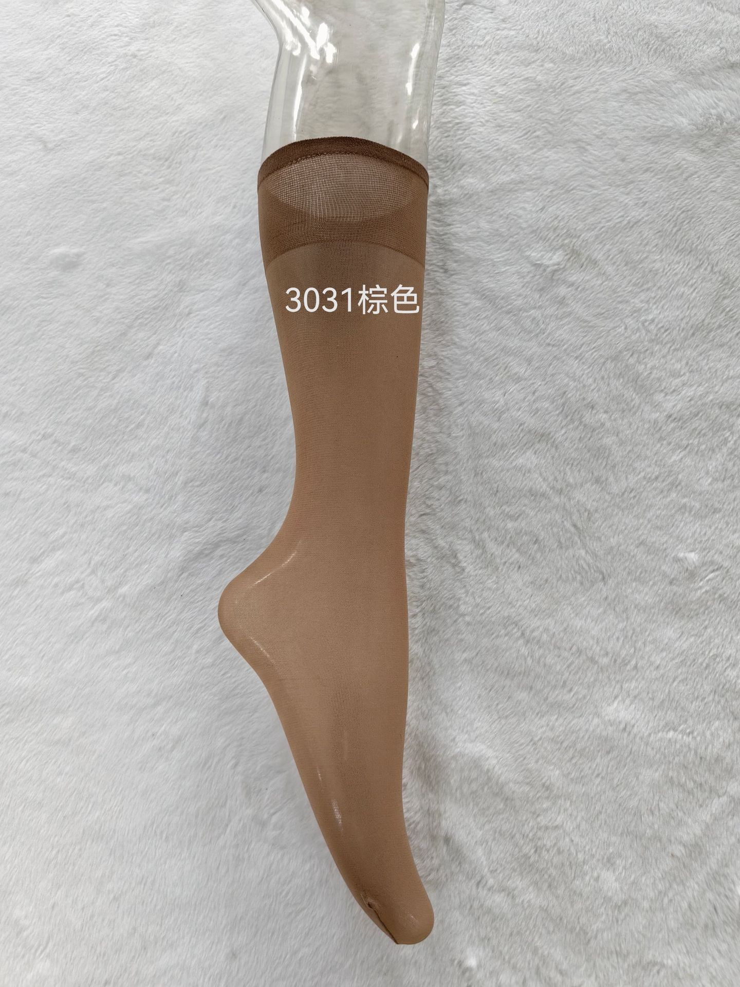 2024 medias de verano calcetines de tres huesos para mujer calcetines de tubo medio fino color carne negro tubo medio calcetines de tubo simple ventas directas de fábrica