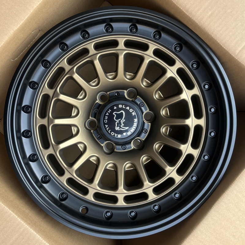 Suitable for Pajero Great Wall Cannon Bj40 Overbearing H3/H5H9 Yuhu Cheetah Jeep Tank 300 Off-Road Wheels