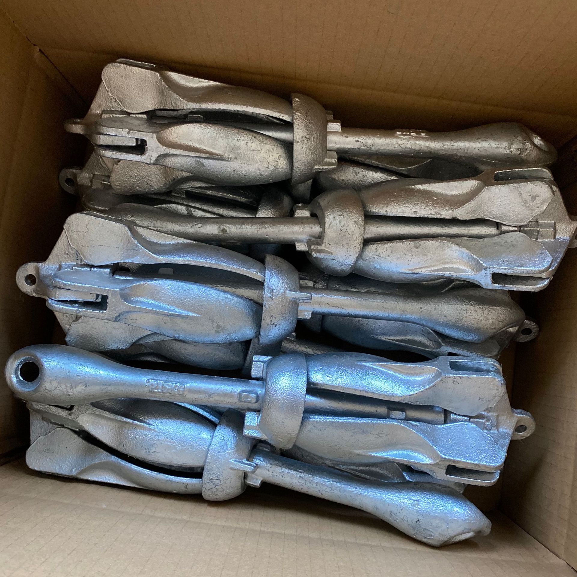 탄소 강철 핫 딥 아연 도금 접이식 앵커 우산 앵커 앵커 앵커 풍선 고무 보트 카약 낚시 보트 앵커 요트 앵커