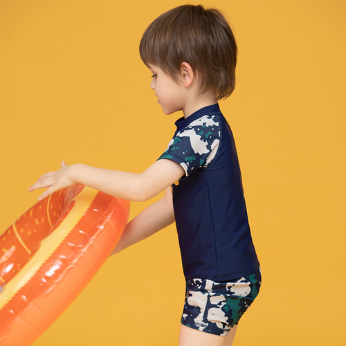 Momasong children's swimsuit  new boys' split long-sleeved sun protection medium and large children's camouflage student swimsuit