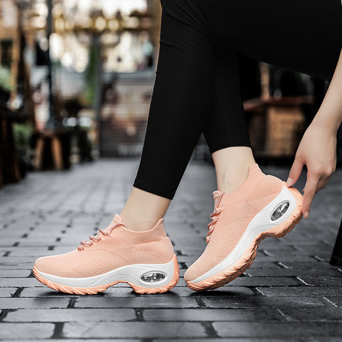 Amazon cross-border large size women's shoes New casual sneaker women's flying knitting casual running shoes socks shoes Shake shoes
