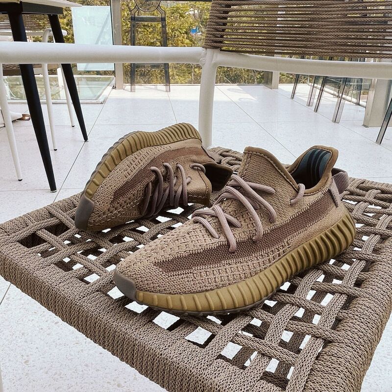 Coconut shoes 350 men's real hot high version Earth Brown V2 starry Putian summer breathable sports couple women's shoes
