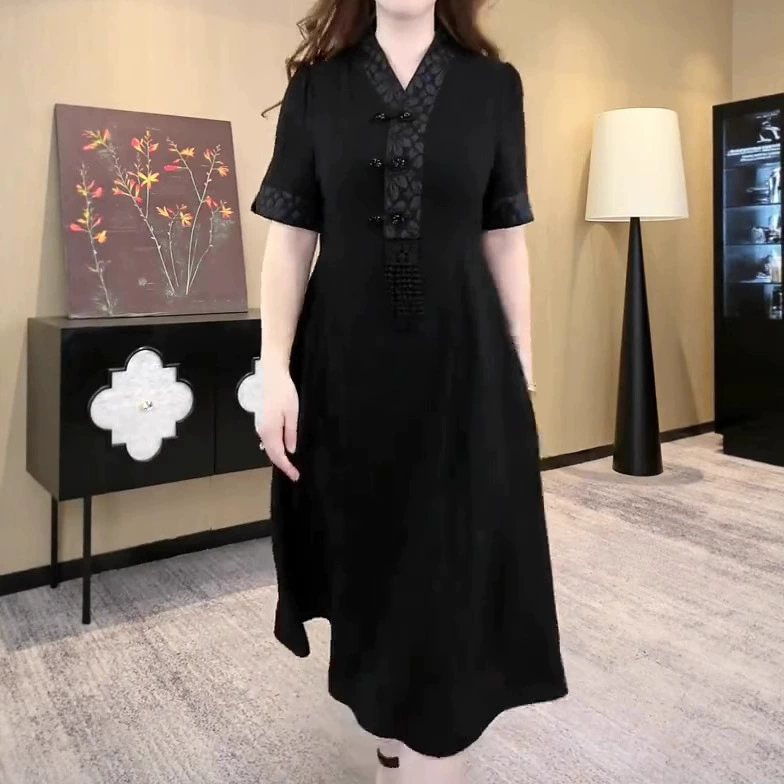 2025 Летняя мода Повседневное ретро-кнопочное платье больших размеров Свободное 120kg Утягивающее платье трапециевидной формы для женщин.