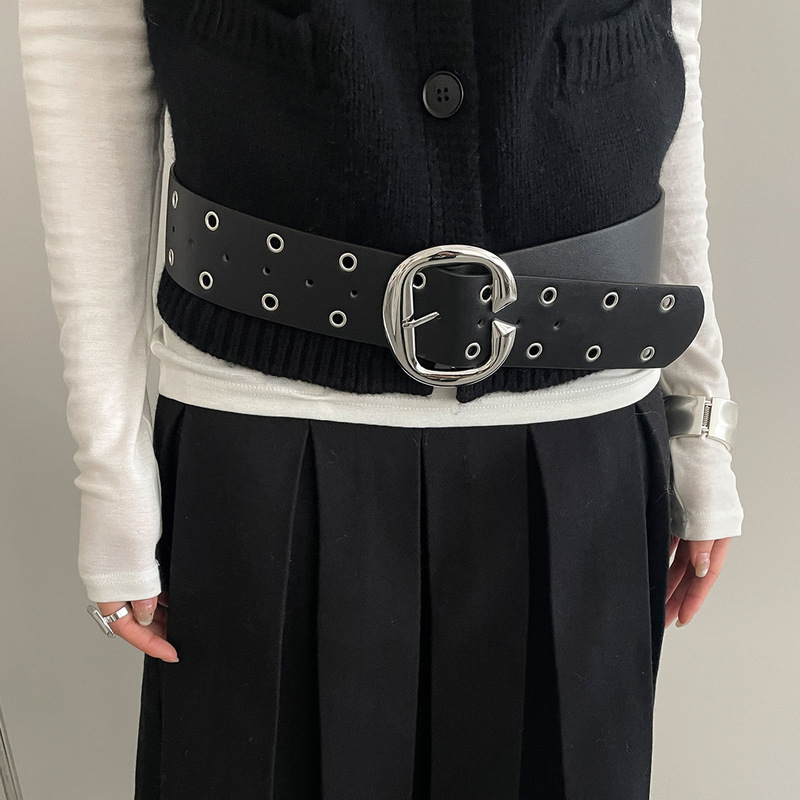 Punk-Style Double-Buckle Black Wide Belt for Women, Niche Heavy-Duty Y2K Design Waist Belt with a High-End Feel