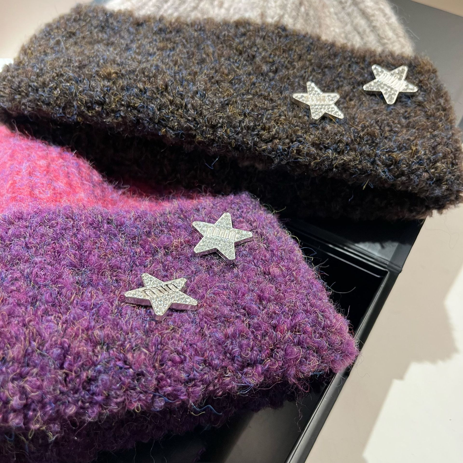 Women's Elegant Princess Sweet Star Eaveless Wool Cap display picture 3