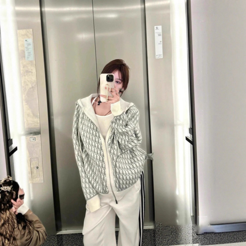 Authentic Nanyou Winter New Letter Jacquard Knit Sweater with Zipper Hoodie, Reversible, Loose Fit, Unisex Authentic Nanyou Winter New Letter Jacquard Knit Sweater with Zipper Hoodie, Reversible, Loose Fit, Unisex