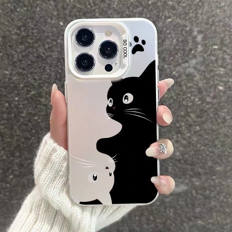 Cáscara plateada de color-blanco-verter un gato