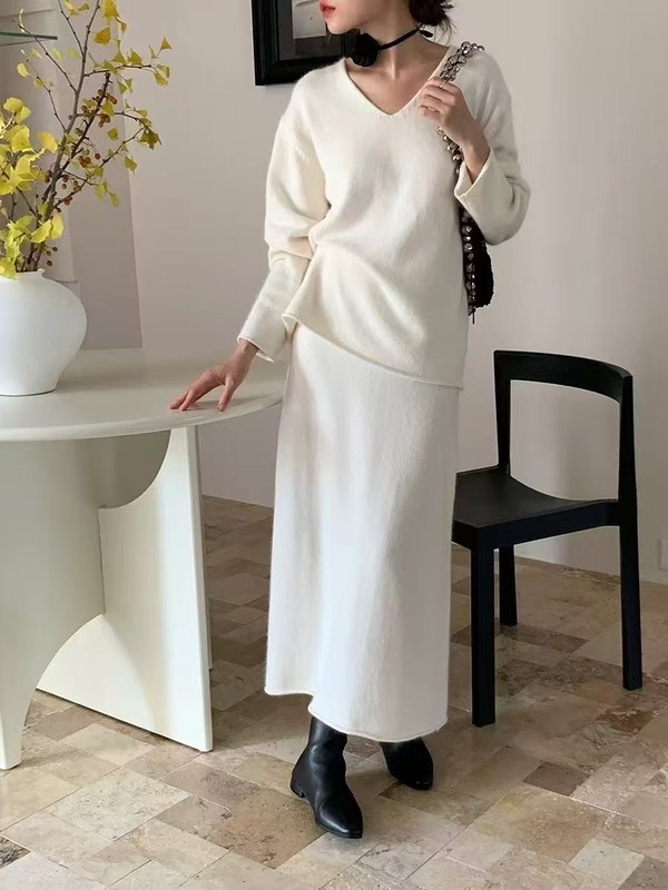 クロスボーダー大きいサイズ V ネックセータースカート婦人服 2 点セット秋と冬の新しいソフトワックスセータースカートスーツ外国貿易|undefined