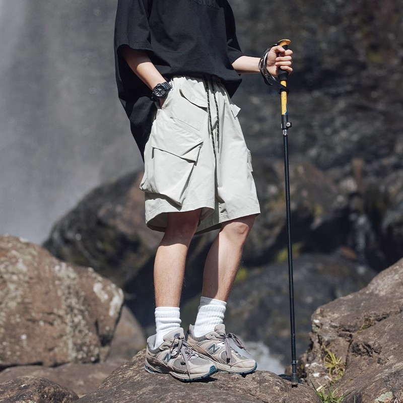 Multi-Pocket Cargo Shorts Men Summer New American Retro Outdoor Design Thin Loose Student Knee-Length Shorts