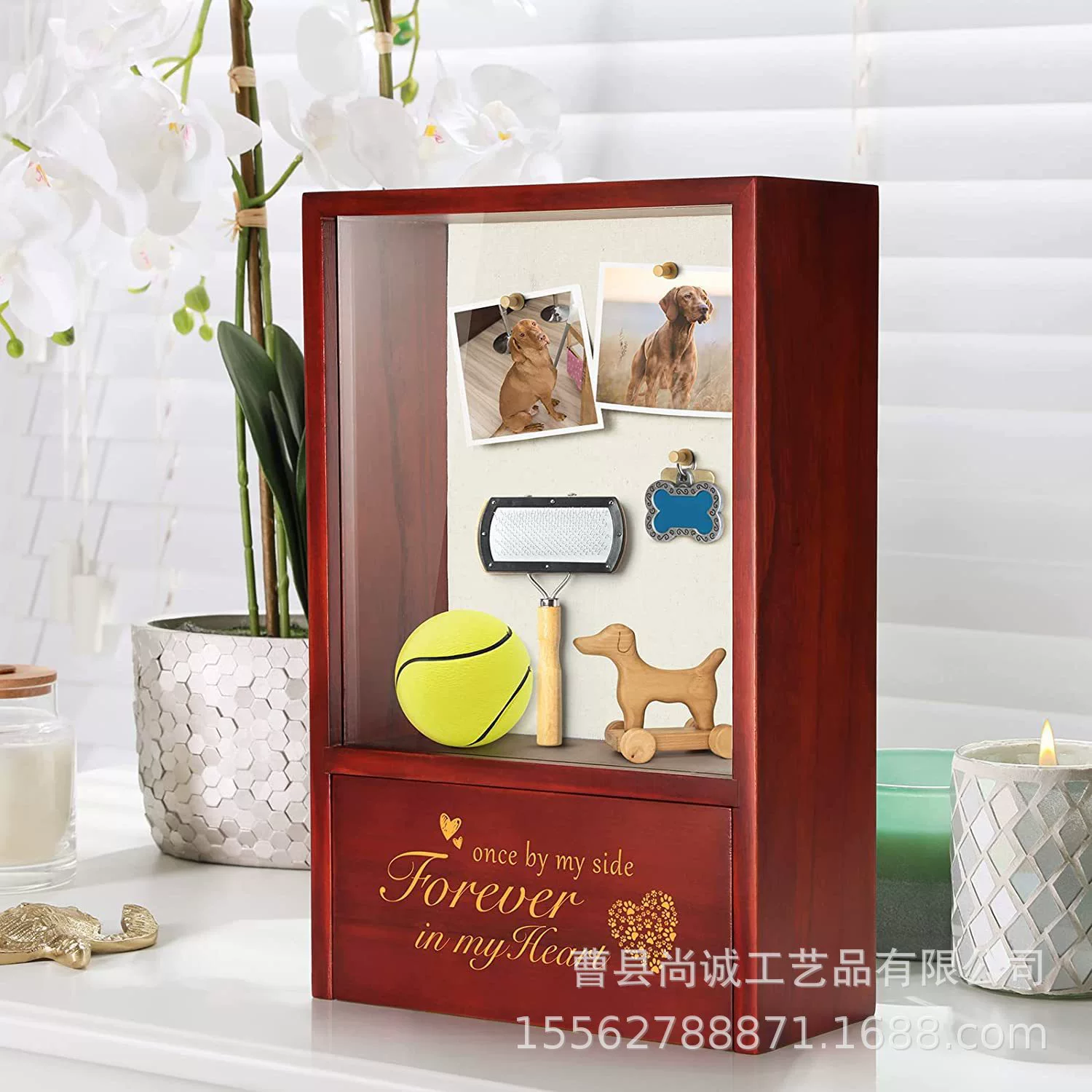 Деревянная памятная коробка для домашних животных может быть помещена в фото