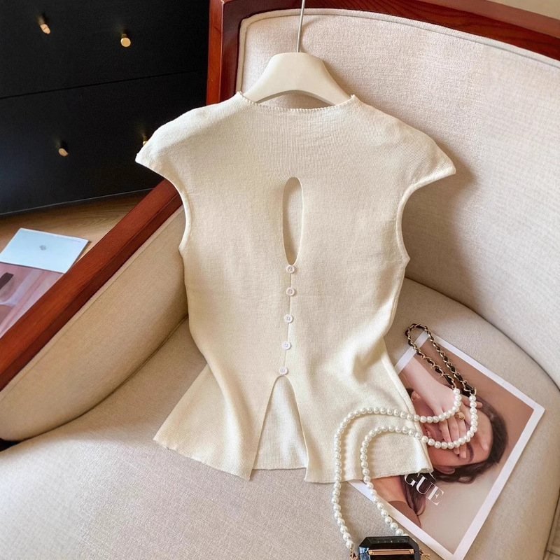 Design Sense Back Hollow Small Flying Sleeve Top Women's Summer 2025 New Style Small Shirt Chic Knitted T-shirt