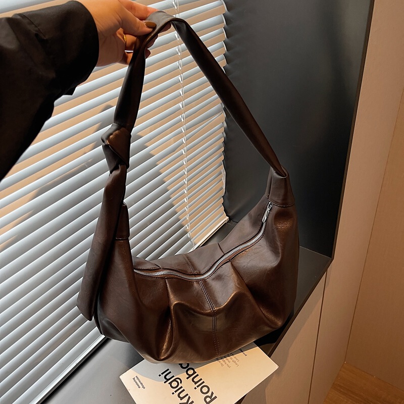 Dumpling Bag with Retro Texture, Casual Crossbody Bag, Shoulder Bag, Soft Leather, Lazy Style, High Aesthetic Value, Fashionable Women's Bag, Crossbody