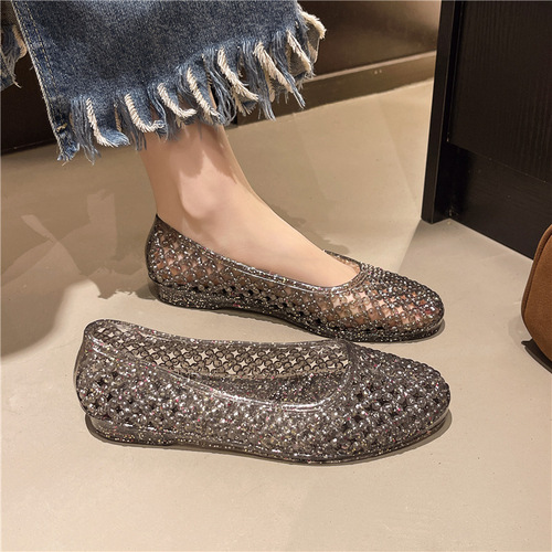 Fashion new transparent women's sandals summer temperament women's niche flat shoes Baotou hollow light luxury women's shoes