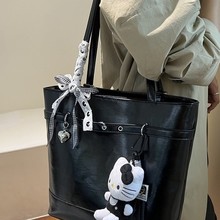 Hello Kitty黑色亮面托特包 大容量手提包 甜美可爱通勤包
