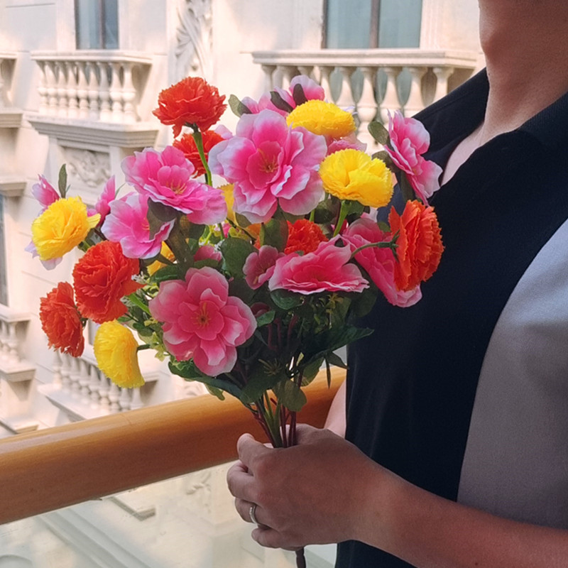 Reunión deportiva, actividades estudiantiles, baile, flores falsas coloridas, flores de plástico, flores de seda, baile, accesorios, ramo de simulación
