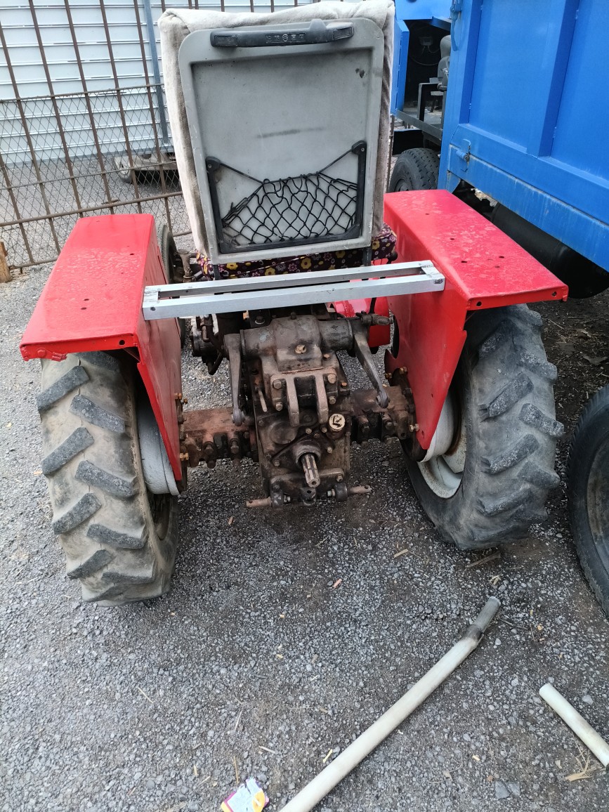 四驱柴油大马力拖拉机农田大棚耕整翻地机犁田机农用四轮拖拉机