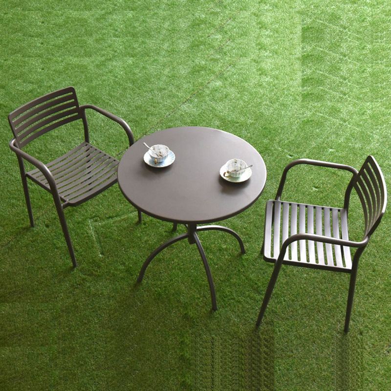 12138894092_615935779