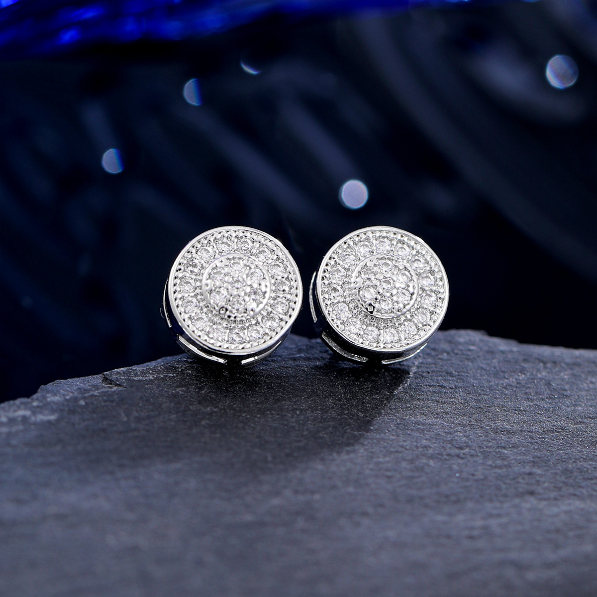 CR7 Diamond Studs - Micro-Inlaid Zircon Hip Hop Earrings For Men (Football Inspired Luxury Studs, Hot Selling)_voghion.com