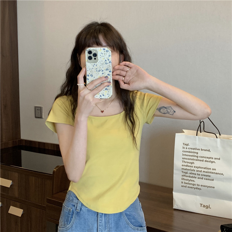 노란색