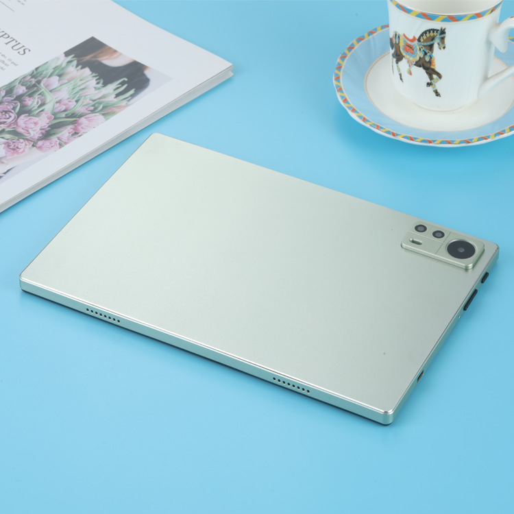 Светло-зеленый