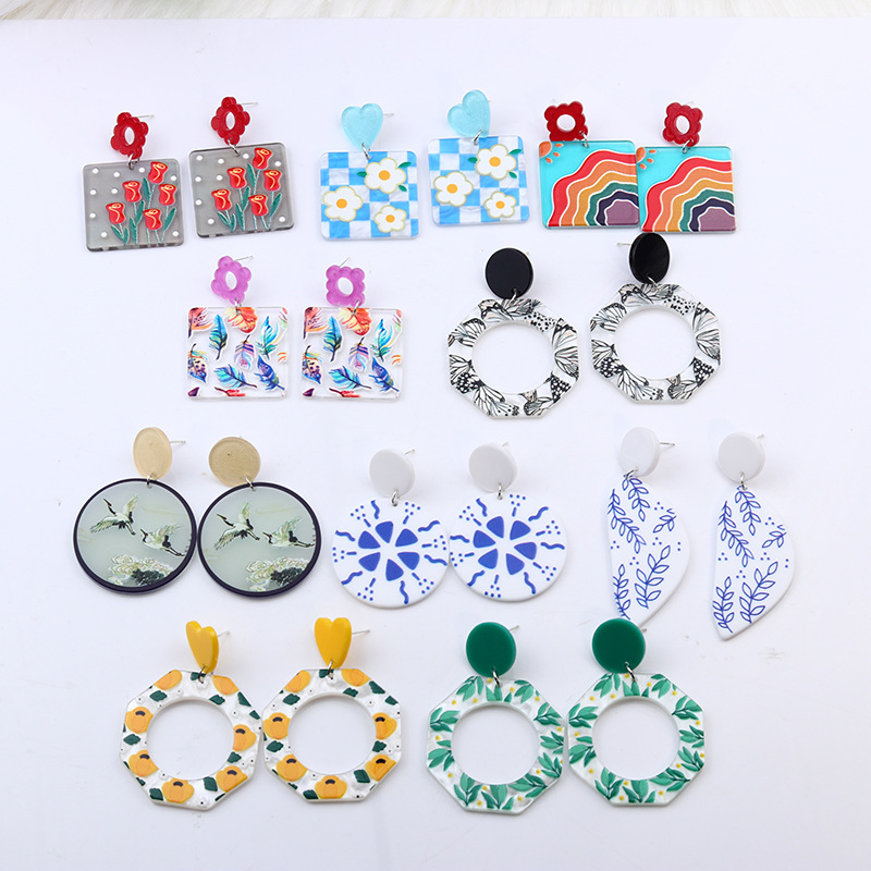 18g Weight Drop Earrings Classification 1 Pair Quantity Daily Occasion Acrylic Material Flower Pattern Women'S Gender Stoving Varnish Design Retro Style 1 Pair Retro Flower Stoving Varnish Arylic Drop Earrings 12