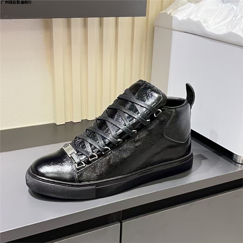 European Export Men's Shoes Trendy Brand Genuine Leather Casual Shoes European High-End Sports Sneakers Popular Fashion Men's Loafers