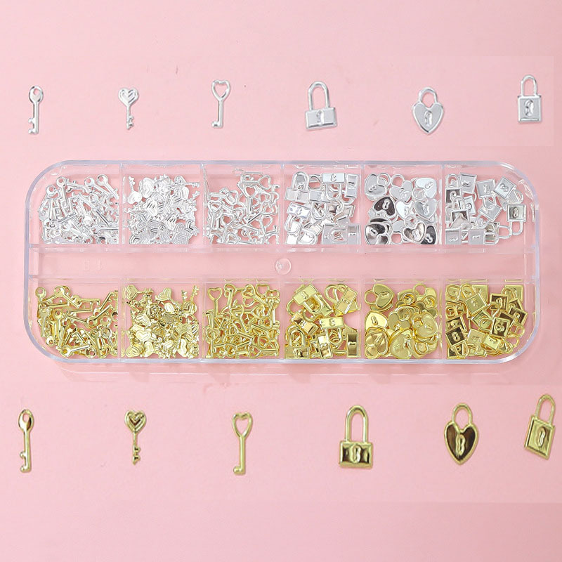 Explosiones transfronterizas de 12 grados mezclados oro y plata joyas de manicuría de perlas estrella y luna accesorios de decoración de uñas metálicas