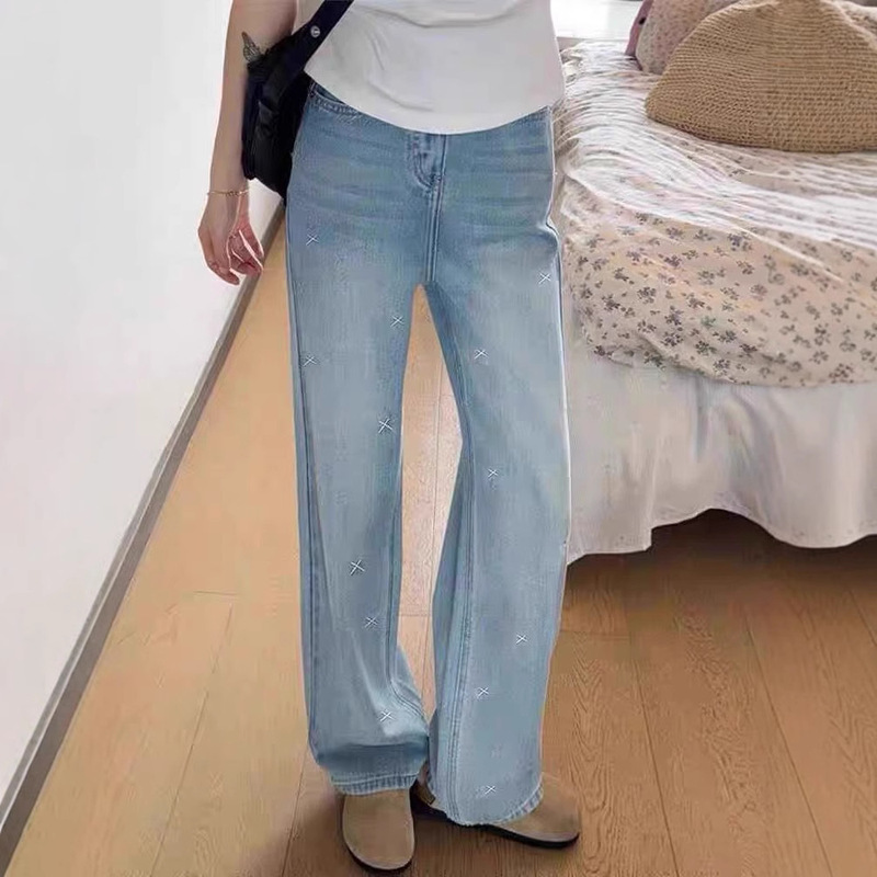 2026 Spring and Autumn New Vintage Embroidered Straight-Leg Jeans for Women, Plus Size, High Waist, Hip-Covering, Pear-Shaped Body, Wide-Leg Pants