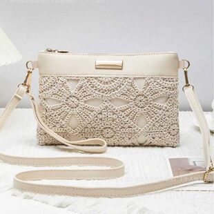 Trend polyurethane small clutch bag for leisure, flowered
