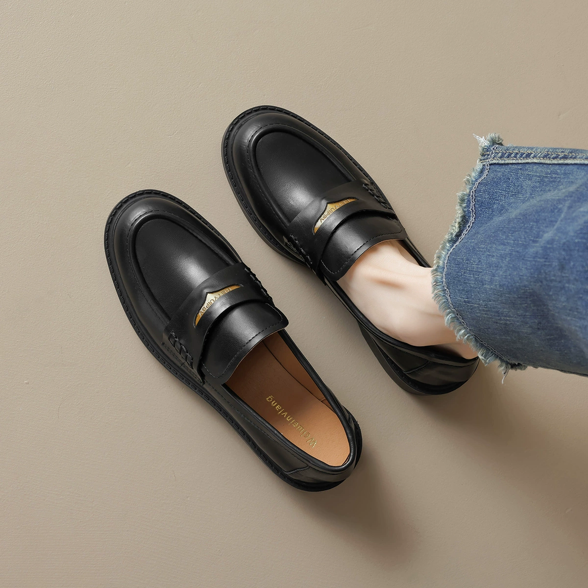 Weiwei Girl 1083-1 обувь Lefu на толстой подошве женская осень ретро черный темперамент