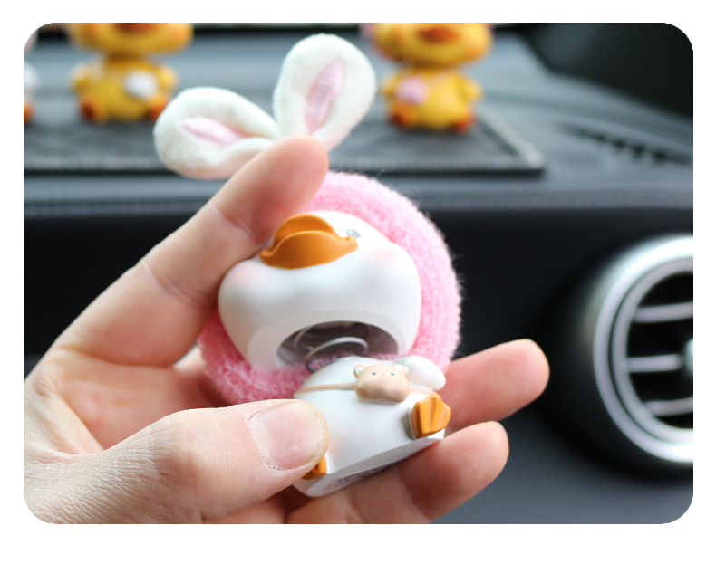 Car Ornaments Creative Cute Cartoon Central Control Swing Platform Car Decoration Car Accessories Internet Celebrity Car Supplies Cute Pet