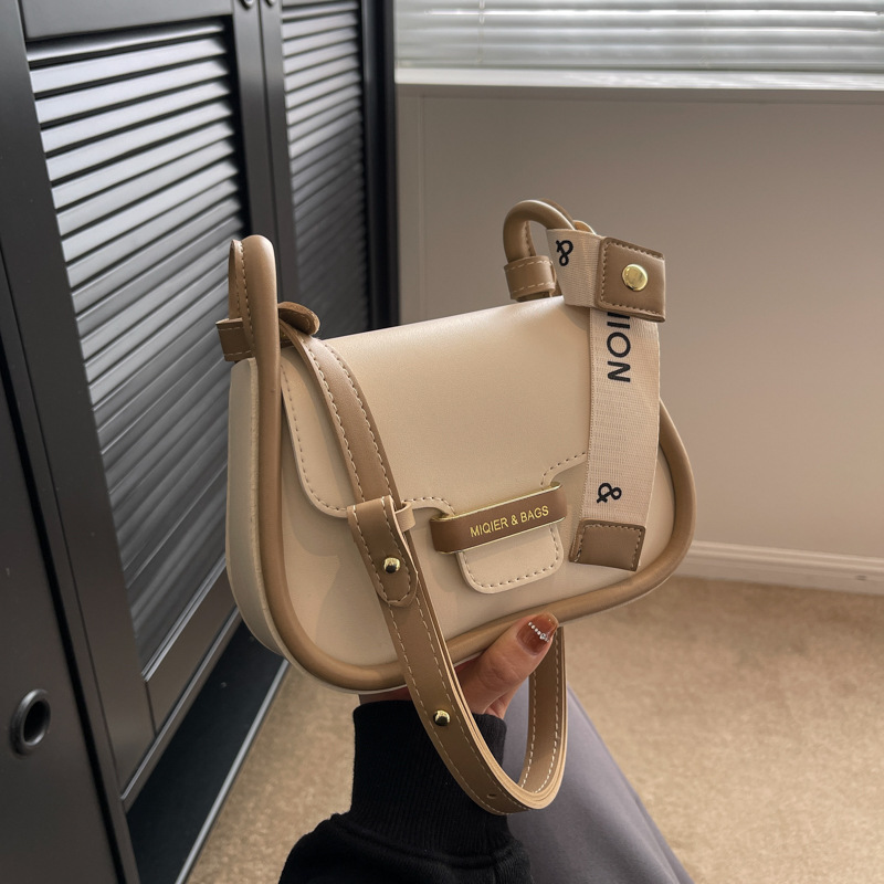 Le popolari borse piccole da donna di quest'anno 2023 nuova borsa a tracolla singola di fascia alta popolare borsa quadrata da donna all'ingrosso_voghion.com