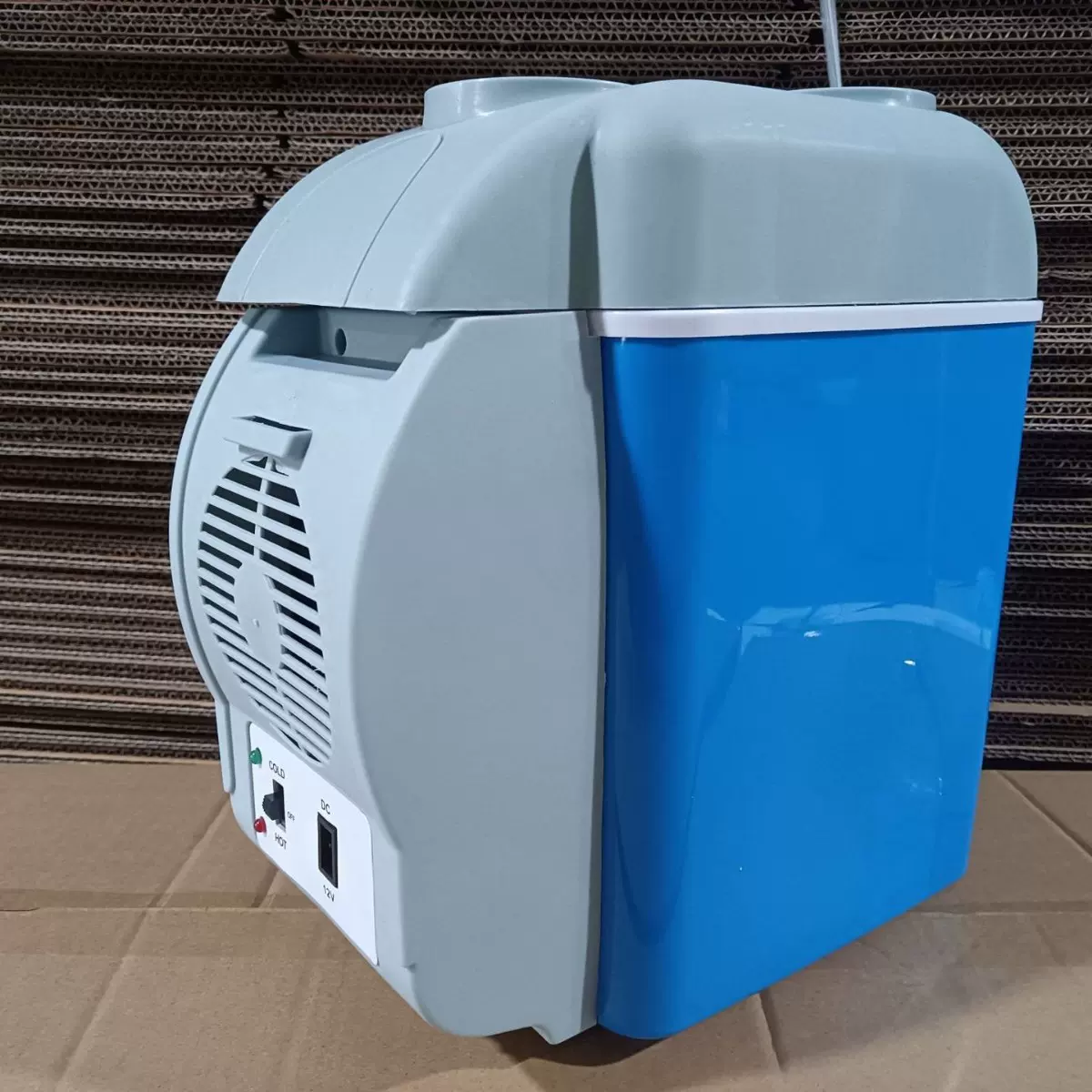 便携式车载冰箱制冷制热厂家直销冷藏保鲜7.5L 迷你款礼品批发