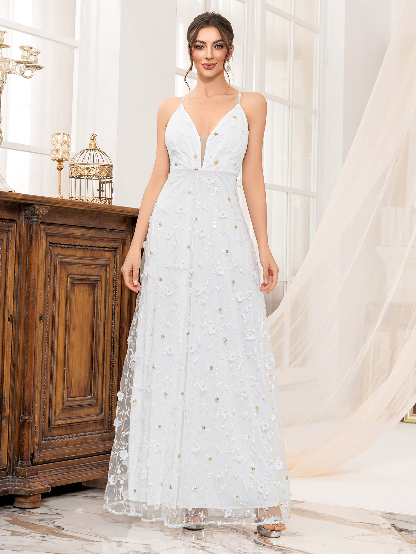Vestido de novia con tirantes vestido de noche para mujer 2025 nuevo banquete de lujo ligero regalo para adultos anfitrión de la reunión anual vestido de noche de alta sensación