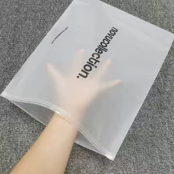 Индивидуальные пакеты на молнии, матовые пакеты из CPE для одежды, носков, полотенец, вертикальные пакеты на молнии, с возможностью индивидуализации и переработки