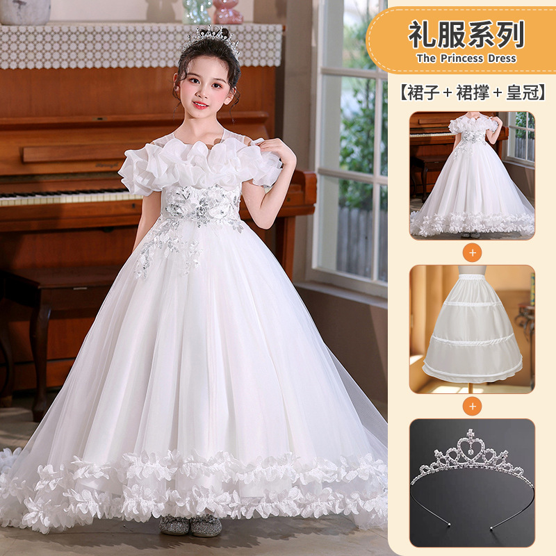 Falda de corona blanca