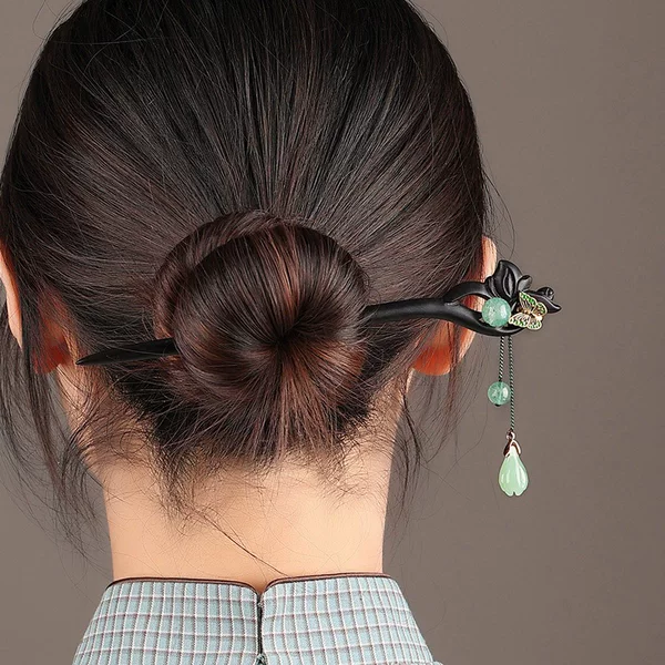 Original design, high-end, best-selling ancient-style sandalwood hairpins, new Chinese-style hair accessories, and hair ornaments for creating elaborate hairstyles