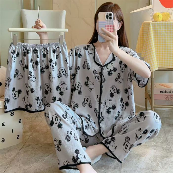 Pijamas de algodón de nube Cárdigan de tres piezas de verano para mujer Pantalones cortos de manga corta Pantalones cortos Dulce transmisión en vivo Paquete de servicio a domicilio Orden exterior